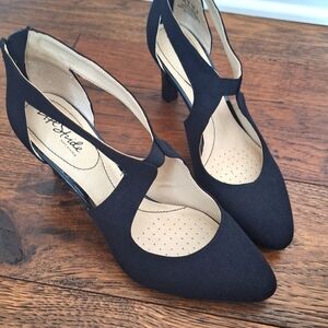 Lifestride Black Heels SZ 10